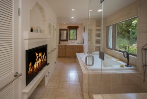 1090 Toro Canyon Road - Master Bathroom